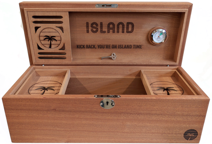 ISLAND Studio Box